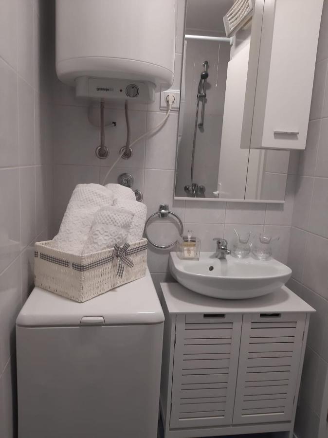 Apartman Sky Pula Buitenkant foto